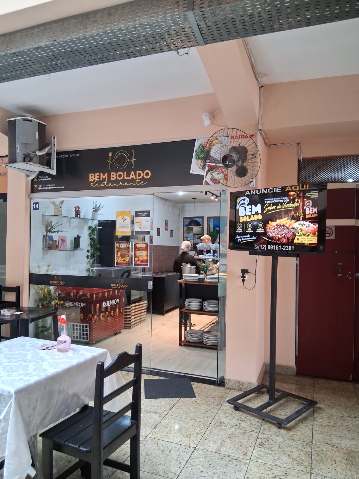 Campanha exibida na TV do Restaurante Bem Bolado